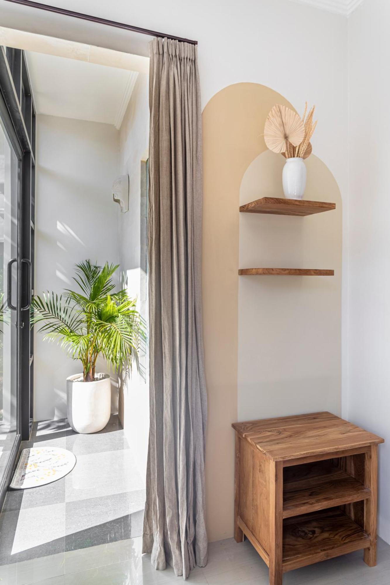 Designer Studio Emy Sanur Exteriör bild