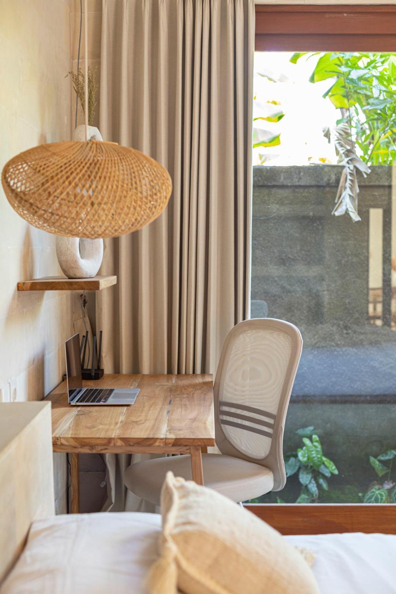 Designer Studio Emy Sanur Exteriör bild