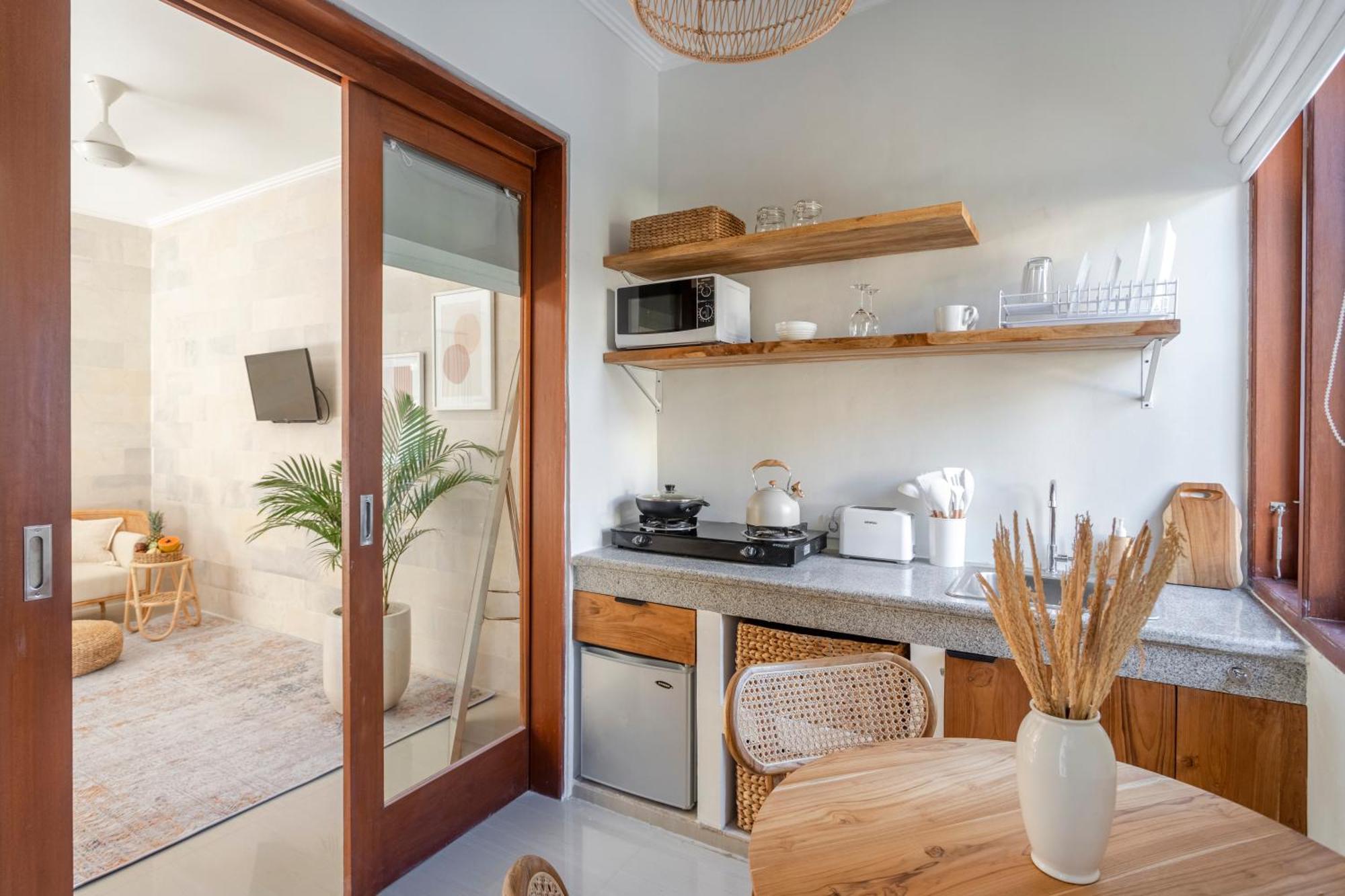 Designer Studio Emy Sanur Exteriör bild